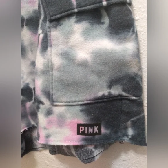 VS Pink shorts - Picture 8 of 8